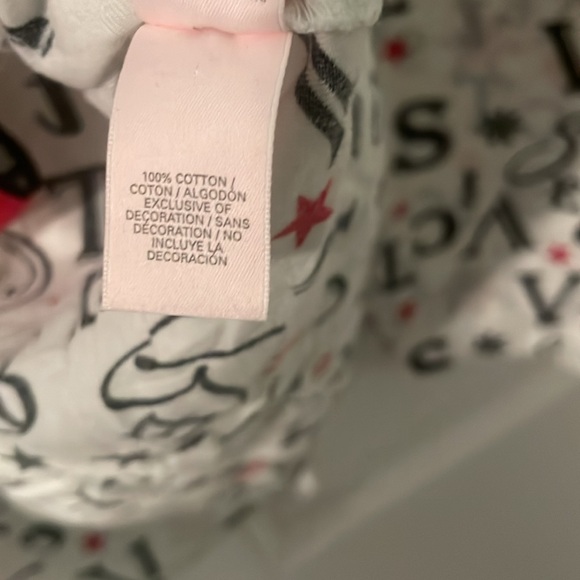 Victoria’s Secret christmas pajamas top - Picture 7 of 8